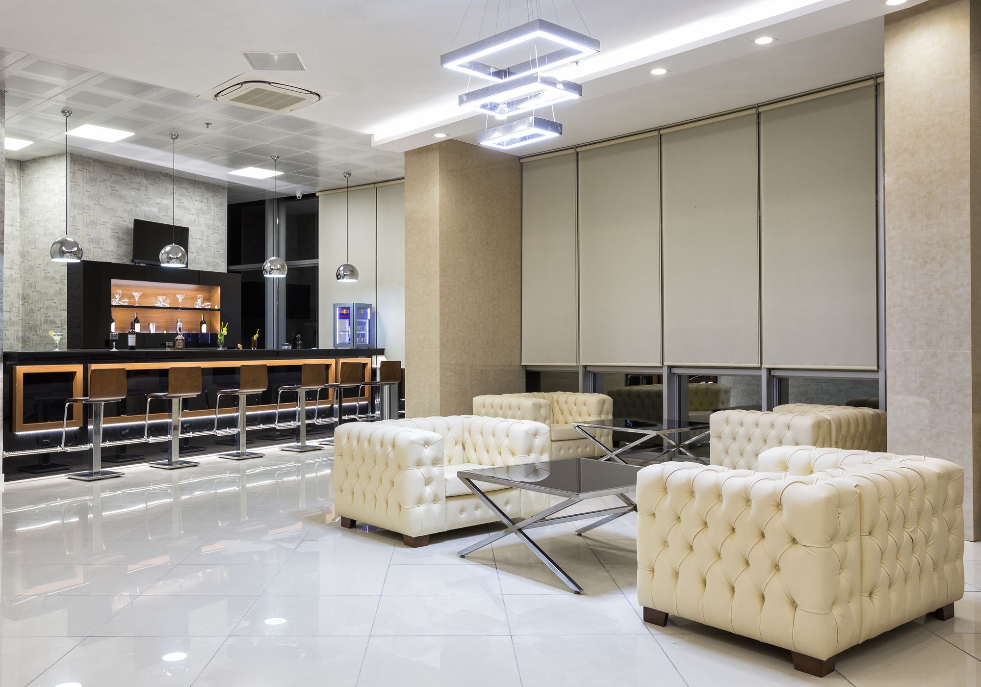 Ramada Hotel By Wyndham אודיירן מראה חיצוני תמונה